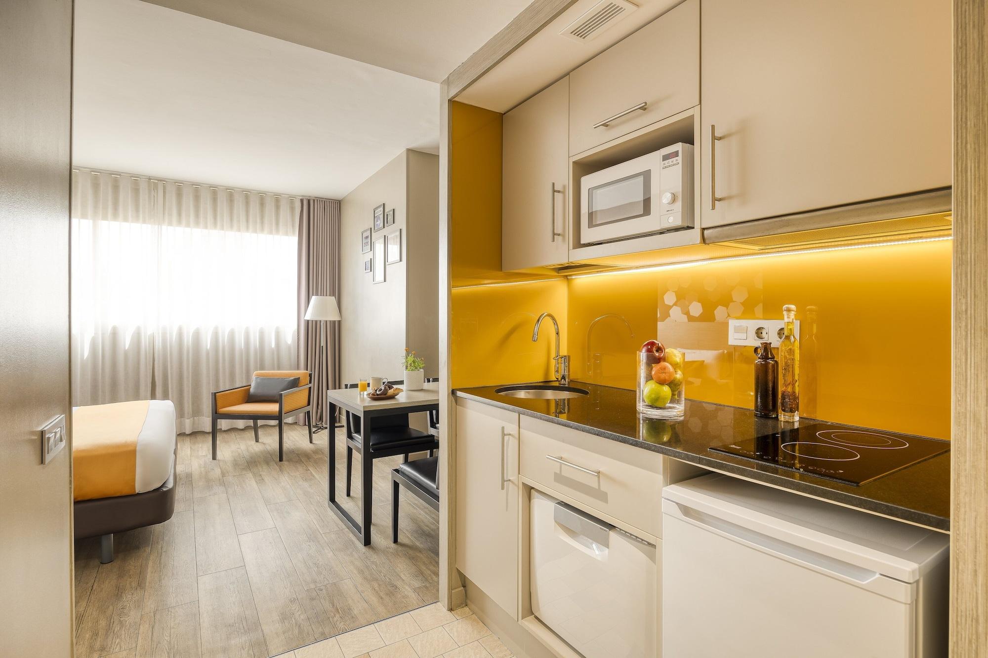 Citadines Ramblas Barcelona Exterior foto
