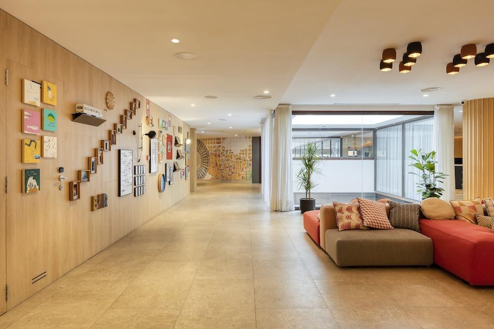 Citadines Ramblas Barcelona Exterior foto